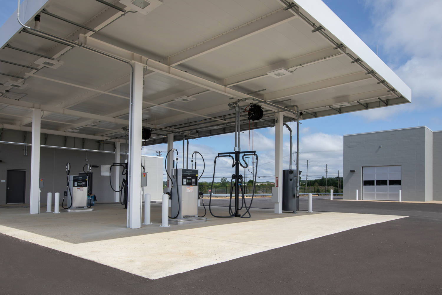 Birmingham Airport QTA Rental Car Facility

fuel station 
