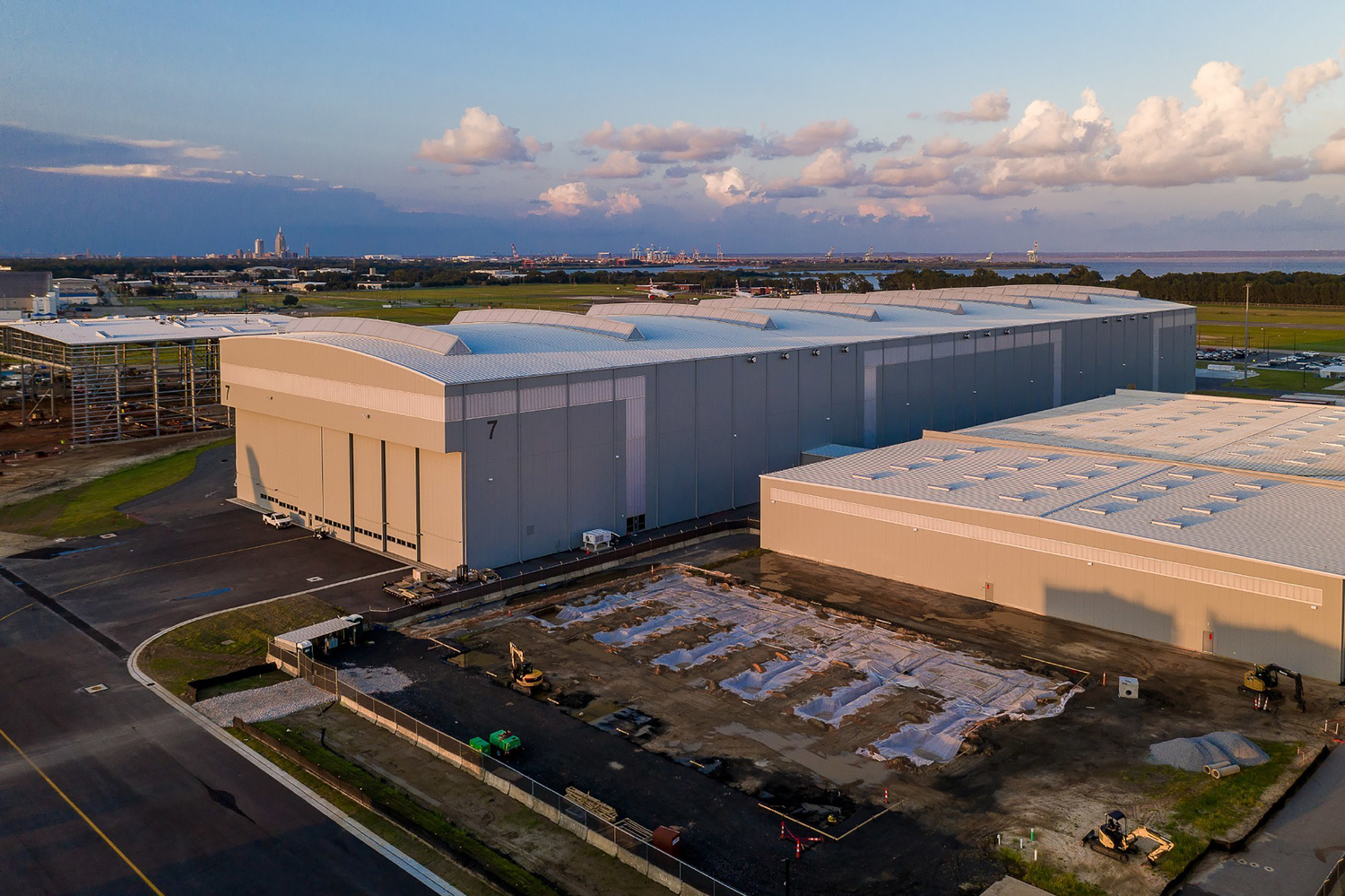  One of our largest design-build projects
Airbus A220 FAL & Logistics expansion