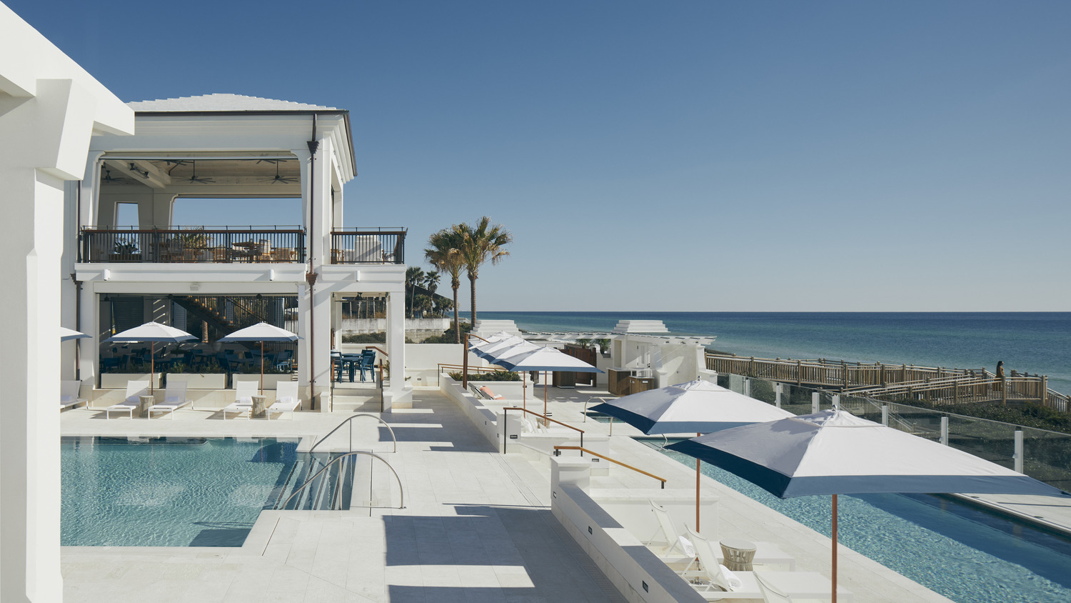 Beachfront infinity pool